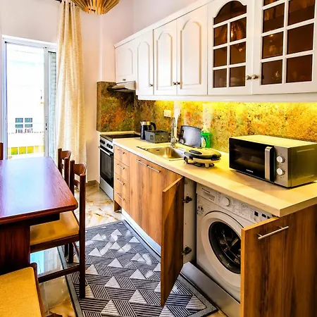 Cityease Ipokrateio 3bedroom Luxury *